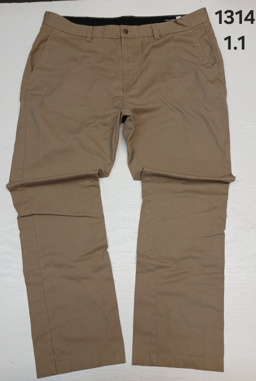 Volcom (40) Tan Straight Leg Skater Casual Chino Pants